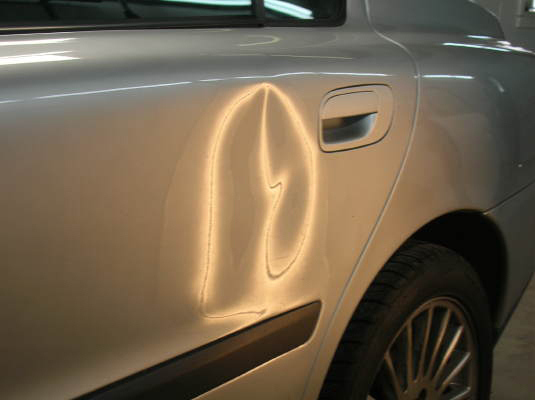Paintelss Dent Repair Bucuresti